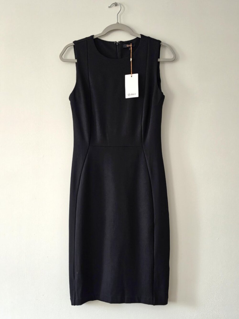 NWT Quince Ultra-Stretch Ponte Sleeveless Classic Sheath Black Dress Size Small
